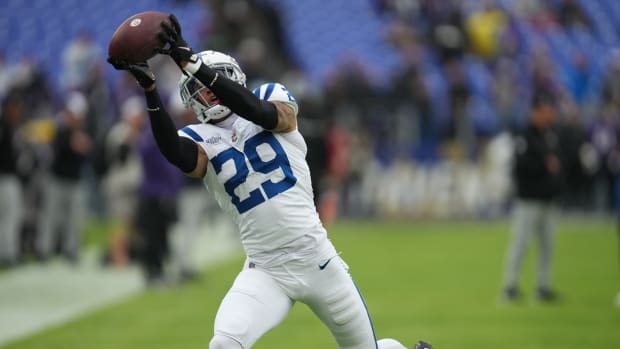 Indianapolis Colts cornerback JuJu Brents (29) warms up on Sunday, Sept. 24, 2023, at M&T Bank Stadium in Baltimore.